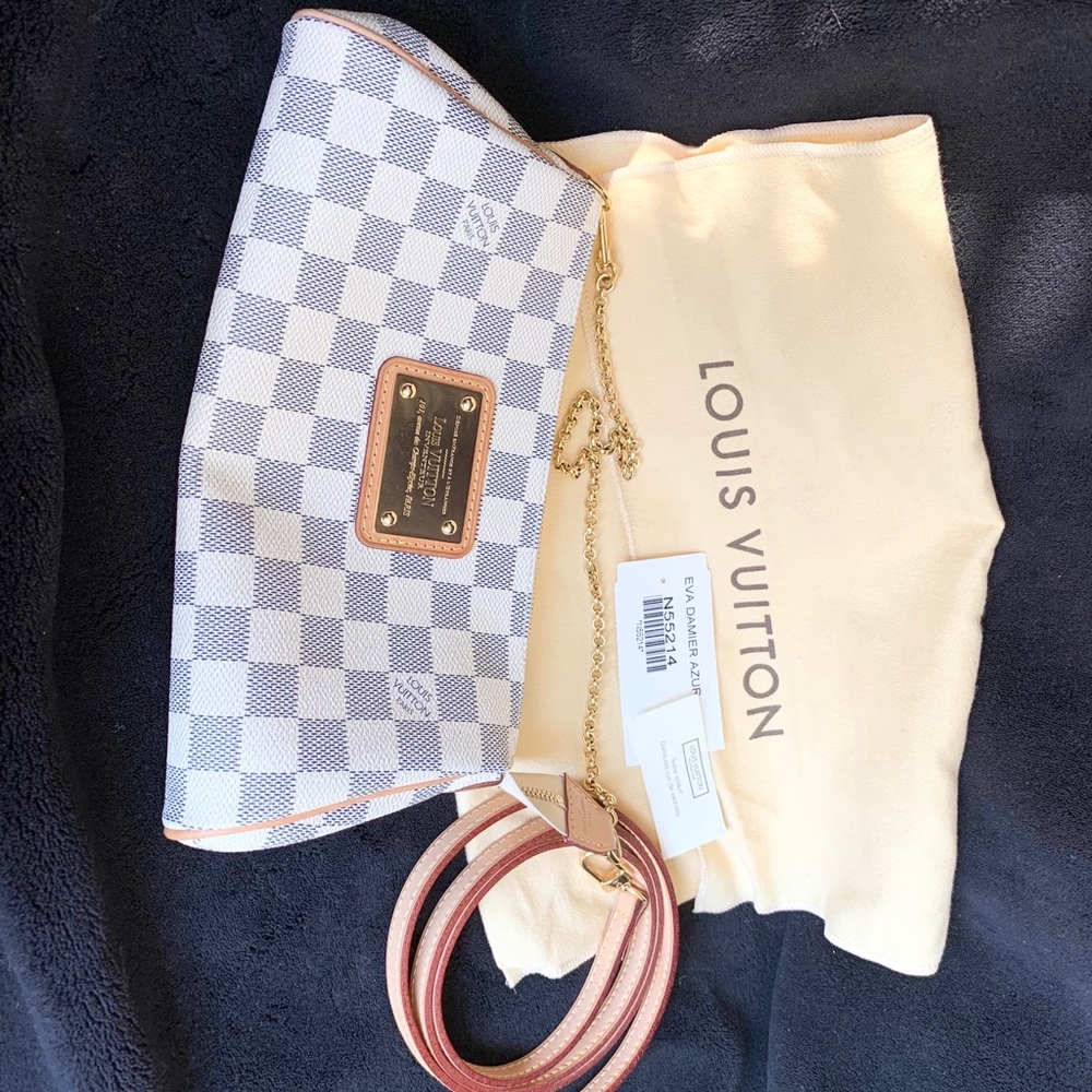 LV Eva Clutch